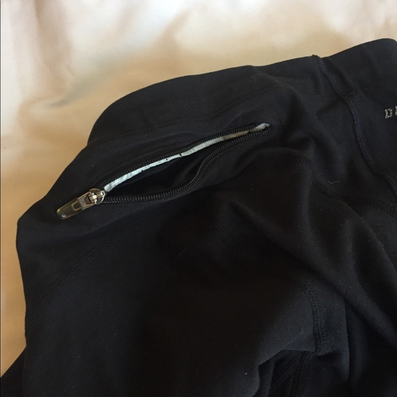 Nike Dri-Fit leggings, rarely worn! - Picture 4 of 7